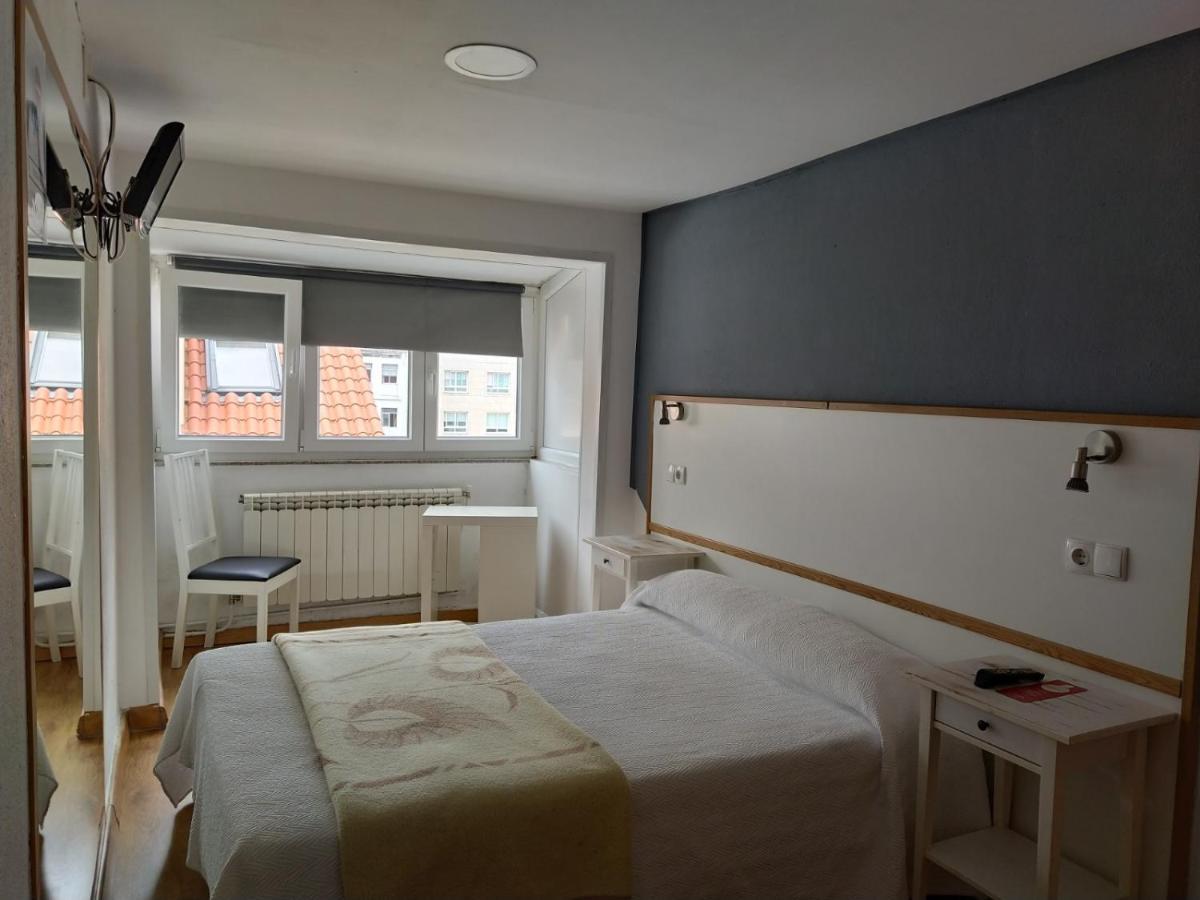 Hostal Mara A Coruna Exterior photo
