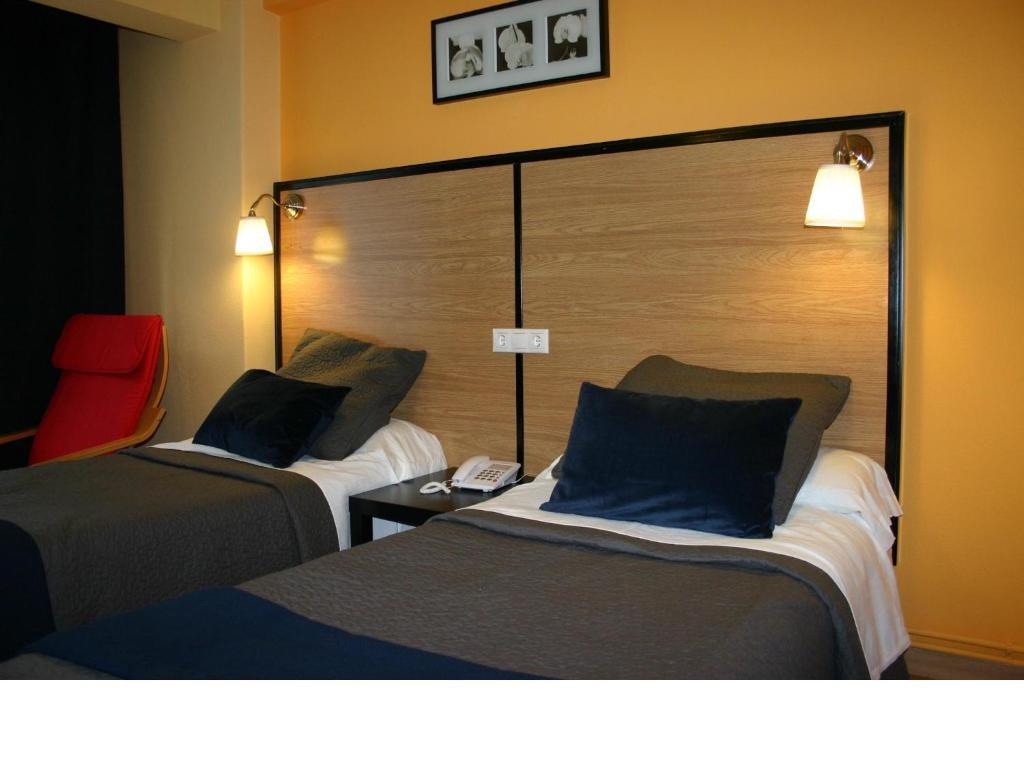 Hostal Mara A Coruna Exterior photo