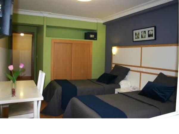 Hostal Mara A Coruna Exterior photo
